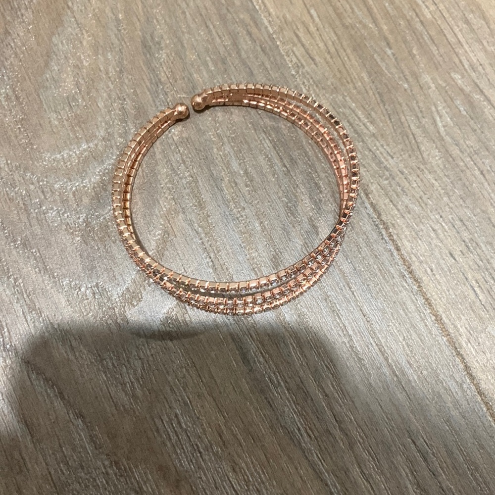 Gold bracelet